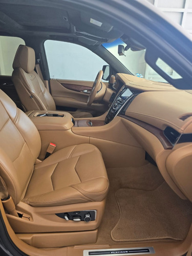 Cadillac Escalade ESV 6.2 Platinum At