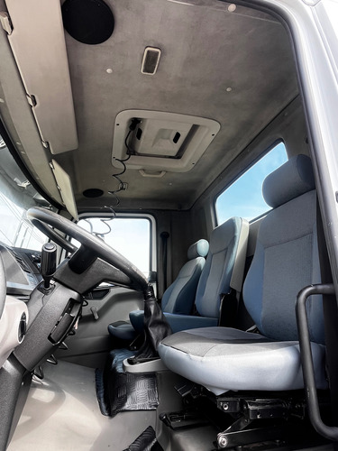 Vw Constellation 15-180 4x2 Toco Ano:2011