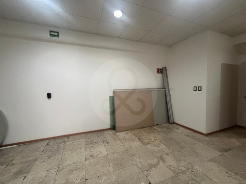 Oficina En Renta En Bosques De Las Palmas