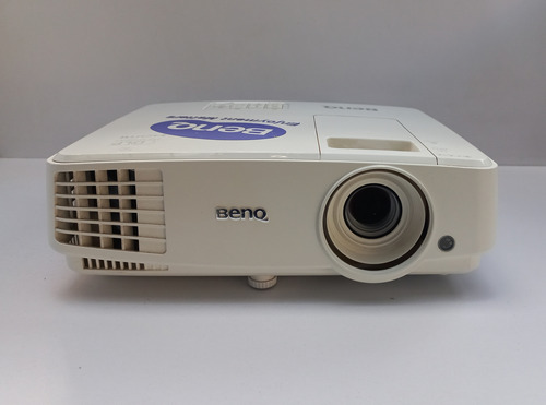 Proyector Benq Eh600 De 3500 Lúmenes, Color Crema