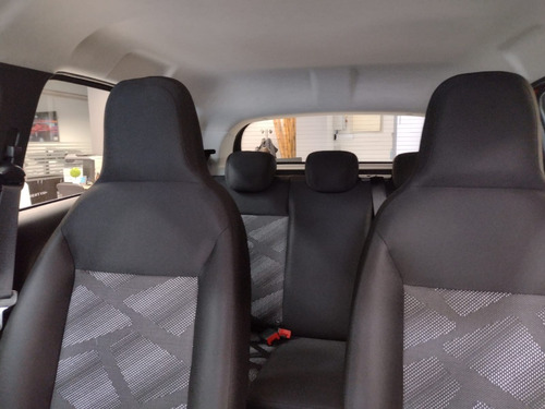 Imagen 17 de 19 de Fiat Mobi Tomo Usados Palio Clio Gol Fox Suran Voyage Ka 2-