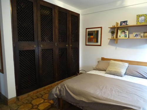Imagen 27 de 30 de Casa Estilo Español En Colinas De Guataparo