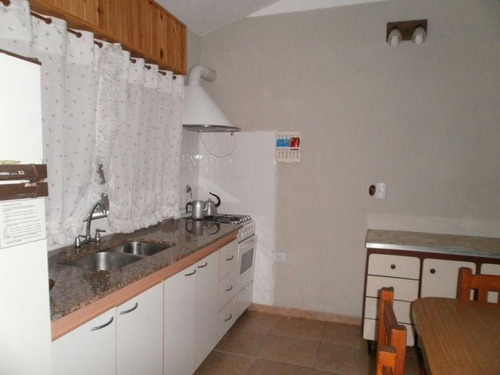 Imagen 3 de 10 de Alquiler De Casa Para 6/7 Personas En Aguas Verdes!