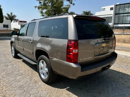 Chevrolet Suburban 5.3 Lt Piel Plus Mt