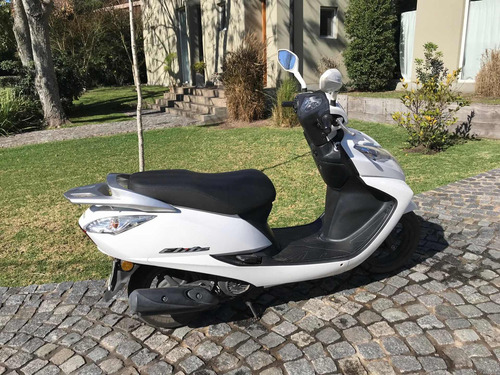 Imagen 2 de 9 de Honda Elite