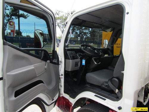 Mitsubishi Canter Fuso 5.7