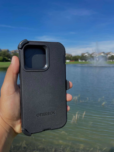Imagen 7 de 7 de Forro Otterbox Defender Original Para iPhone 14 Pro Max