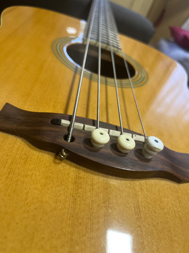 Bajo Electroacústico Crimson Diestro Pino Laqueado 4 (Usado)