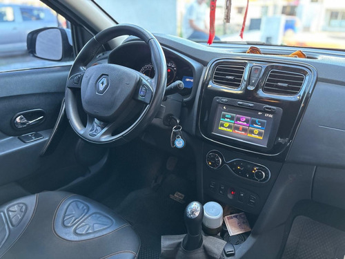 Renault Sandero Stepway 1.6 Privilege 105cv