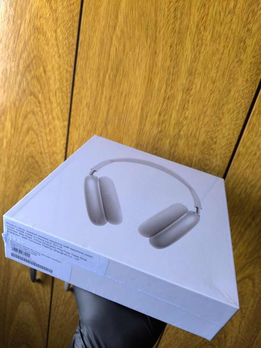 AirPods Max