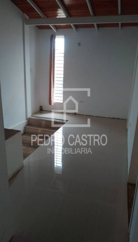 Imagen 6 de 16 de Pedro Castro Inmobiliaria Vende Townhouse En Conjunto Residencial River Sides, En Campo C, Sector Caronoco Bay, Puerto Ordaz #@pedro_castroj #compraventa #oportunidad