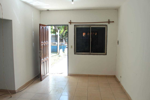 Imagen 3 de 10 de Casa Venta 3 Dormitorios Cercano Al Centro Posadas Misiones