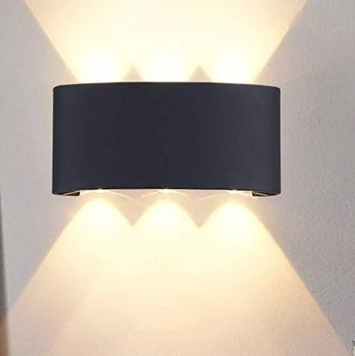 Aplique De Pared Exterior 6w Led Luz Cálida Decoración Hogar Color Negro