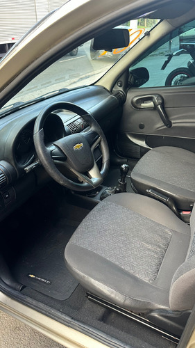 Chevrolet Corsa Classic 1.0 Life Flex Power 4p