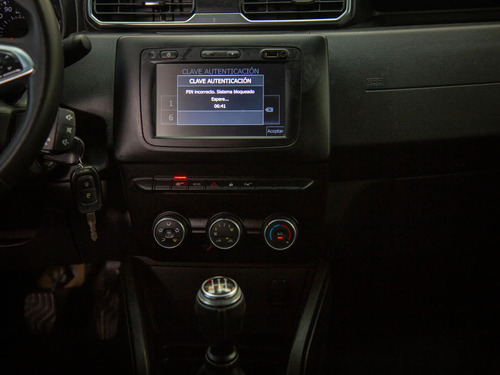 Renault 1.6 Zen Mt Duster