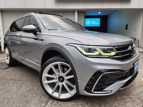 Volkswagen Tiguan 2.0 R-line