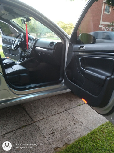 Volkswagen Vento 2.5 Luxury Tiptronic 170cv 2010