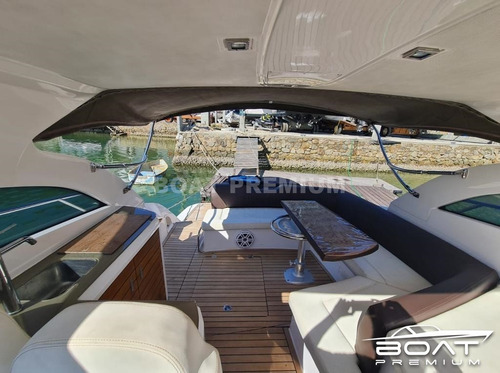 Imagem 3 de 9 de Sessa C40, 2012, 2x Volvo Penta D4 300hp - Phantom - Cranchi