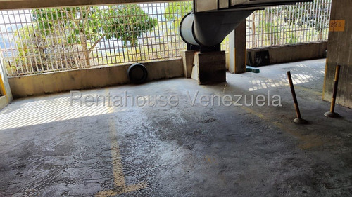 Se Alquila Apartamento En La Alameda