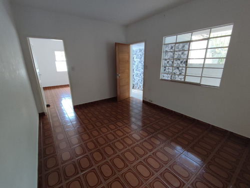 Imagem 2 de 9 de Casa Terrea 2 Dorm + Edicula, Jd Sarah Fl25