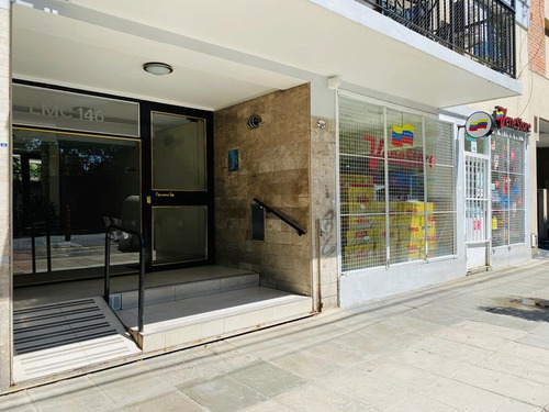 Venta: 2 Ambientes En Inmejorable Ubicación! Apto Profesional