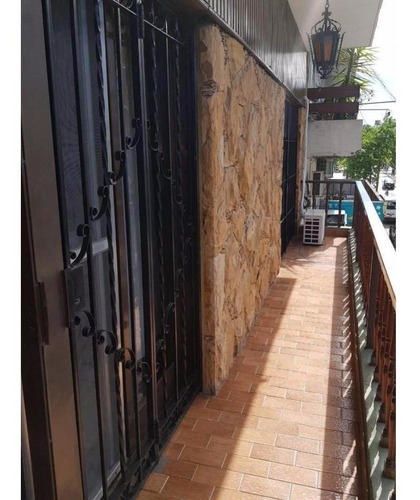 Imagen 16 de 21 de Venta De Departamento En Morón Centro, Apto Crédito!! Calle