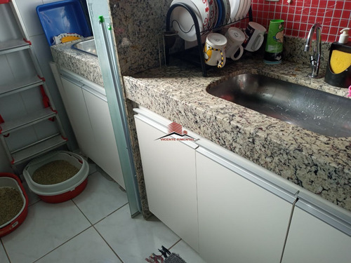 Imagem 2 de 8 de Apartamento No Camargos - 2681
