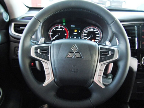 Imagem 8 de 10 de Mitsubishi L200 Triton Sport Hpe 2.4 4x4, Mit0888