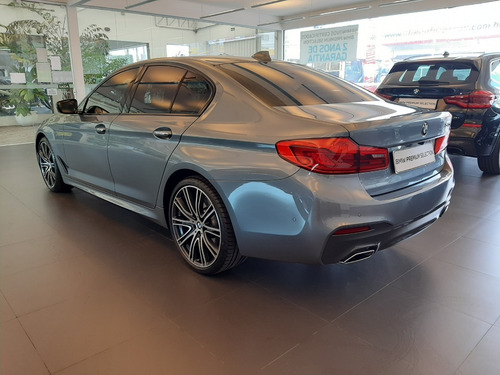Imagem 6 de 15 de Bmw 540i M Sport 2019