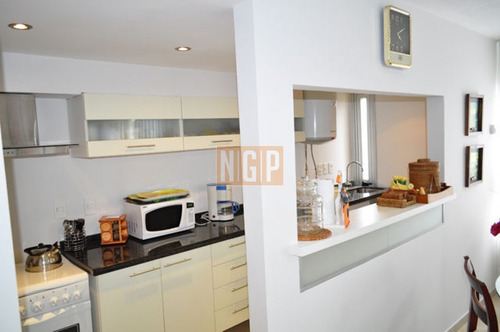 Edificio Torre O En Playa Brava En Exclusividad !!!!!!!!- Ref: 11353