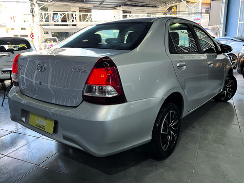 Toyota Etios 1.5 X PLUS SEDAN 16V FLEX 4P AUTOMÁTICO