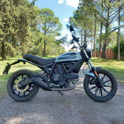 Ducati Scrambler 400 Sixty2
