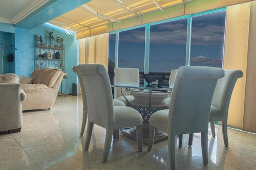 Pent House En Edificio Mas Cotizado De La Isla, Acceso A La Playa
