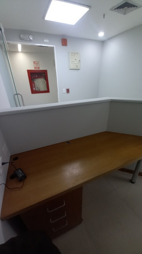 Alquilo Ofic. Edif. De Lujo En Las Mercedes Mun. Baruta 64m2
