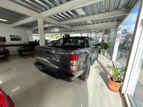 Imagen 5 de 17 de Ford Ranger Fx4 Pv