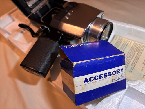 Filmadora Super 8 - Yashica Super60 Preto (Usado)