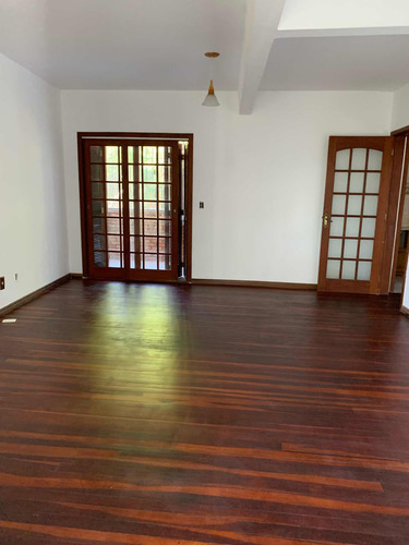 Sobrado Zona Sul Com 2 Apartamentos, Terraço, Lareira,pomar