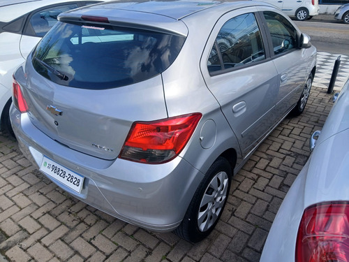 Chevrolet Onix 1.4 Lt 5p