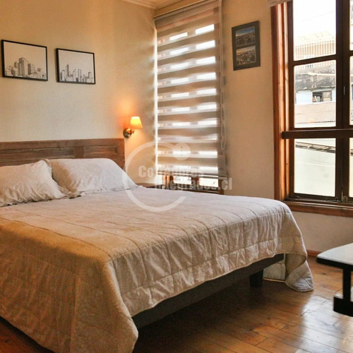 Local Comercial En Venta En Valparaíso, Hostal Restobar