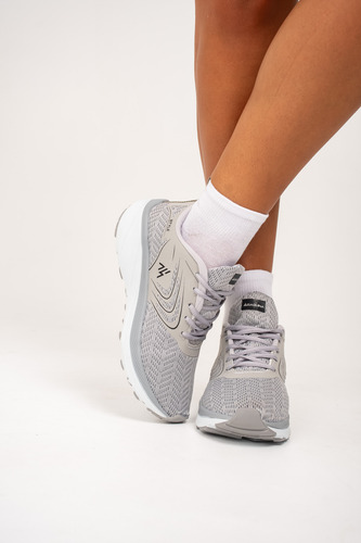 Zapatillas Mujer Deportiva Running Araquina Treval Cuero Eco
