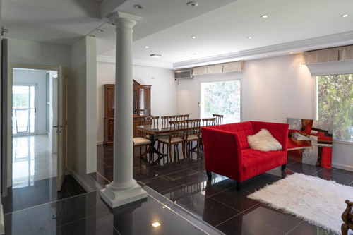 Casa De 5 Dormitorios En Venta En Solar Del Bosque. Canning-ezeiza-san Vicente.