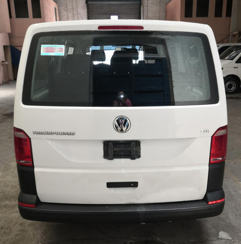 Imagen 4 de 13 de Volkswagen Transporter 2.0 Pasajeros Mt 102 Hp 2017
