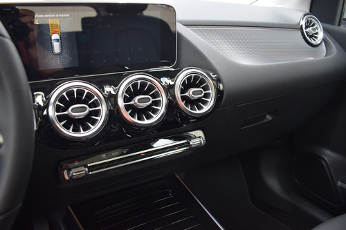 Mercedes Benz B200 Progressive 2019 900 Kms