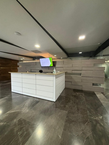 Oficina Renta, Novo Emerald Business And Health Center.
