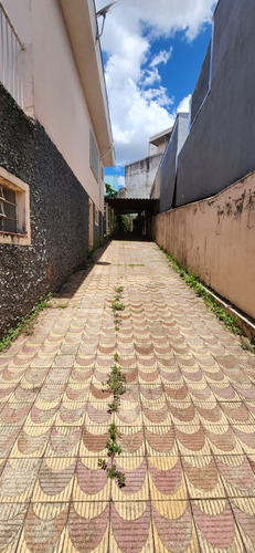 Casa Atibaia - 4 Quartos - 3 Banheiros - 3 Vagas