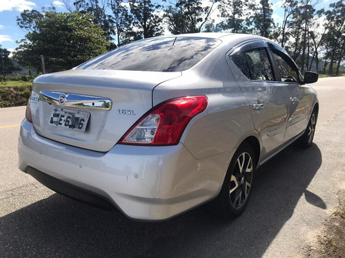Nissan Versa 2016 1.6 16v Sl Unique 4p