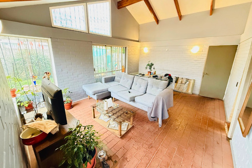 Casa Para Remodelar, 3 Dormitorios, 2 Baños, La Florida