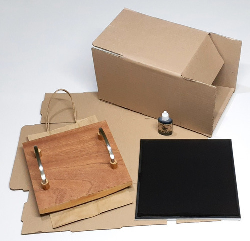 Imagen 1 de 3 de Sello Personalizado 35x35 Estampar Bolsa Papel Caja Cartón