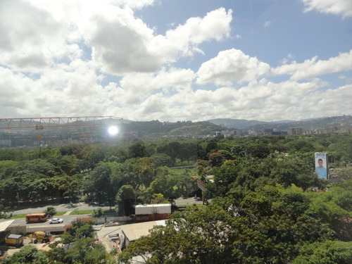 Imagen 10 de 10 de Se Alquila Oficina 170m2 Santa Eduvigis 0483