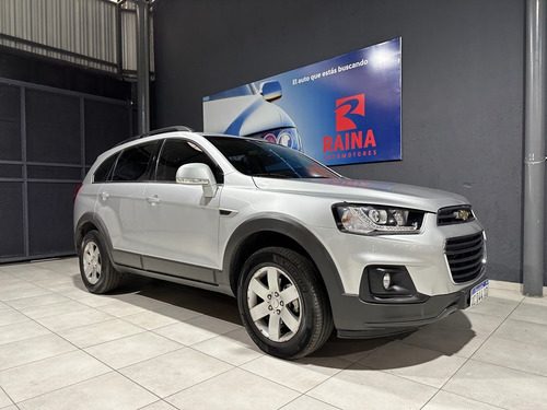 Imagen 2 de 9 de Chevrolet Captiva Ls 2.4 (l17) Impecable